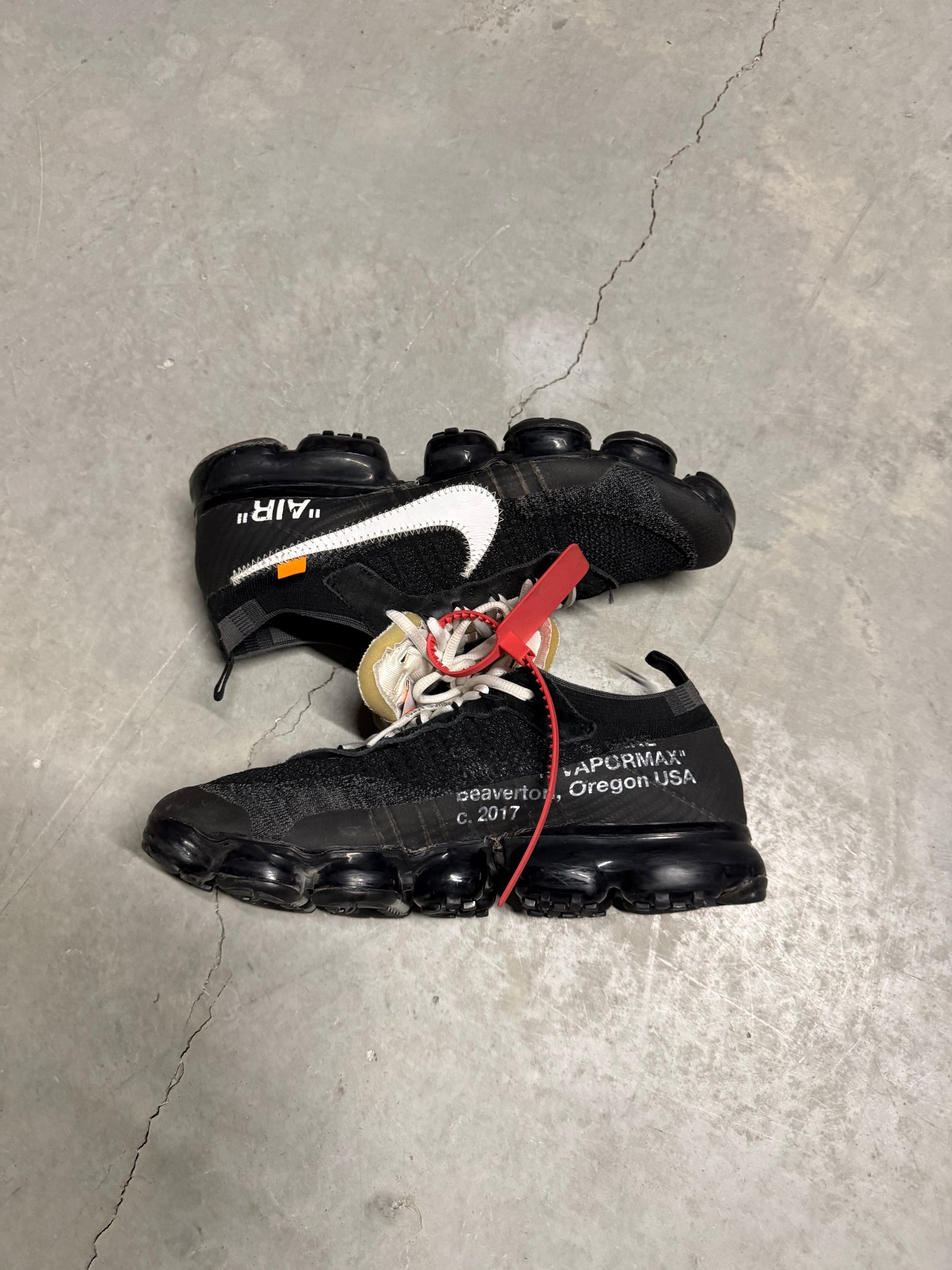 Nike VaporMax x Off-White "The Ten" Black (PREOWNED)