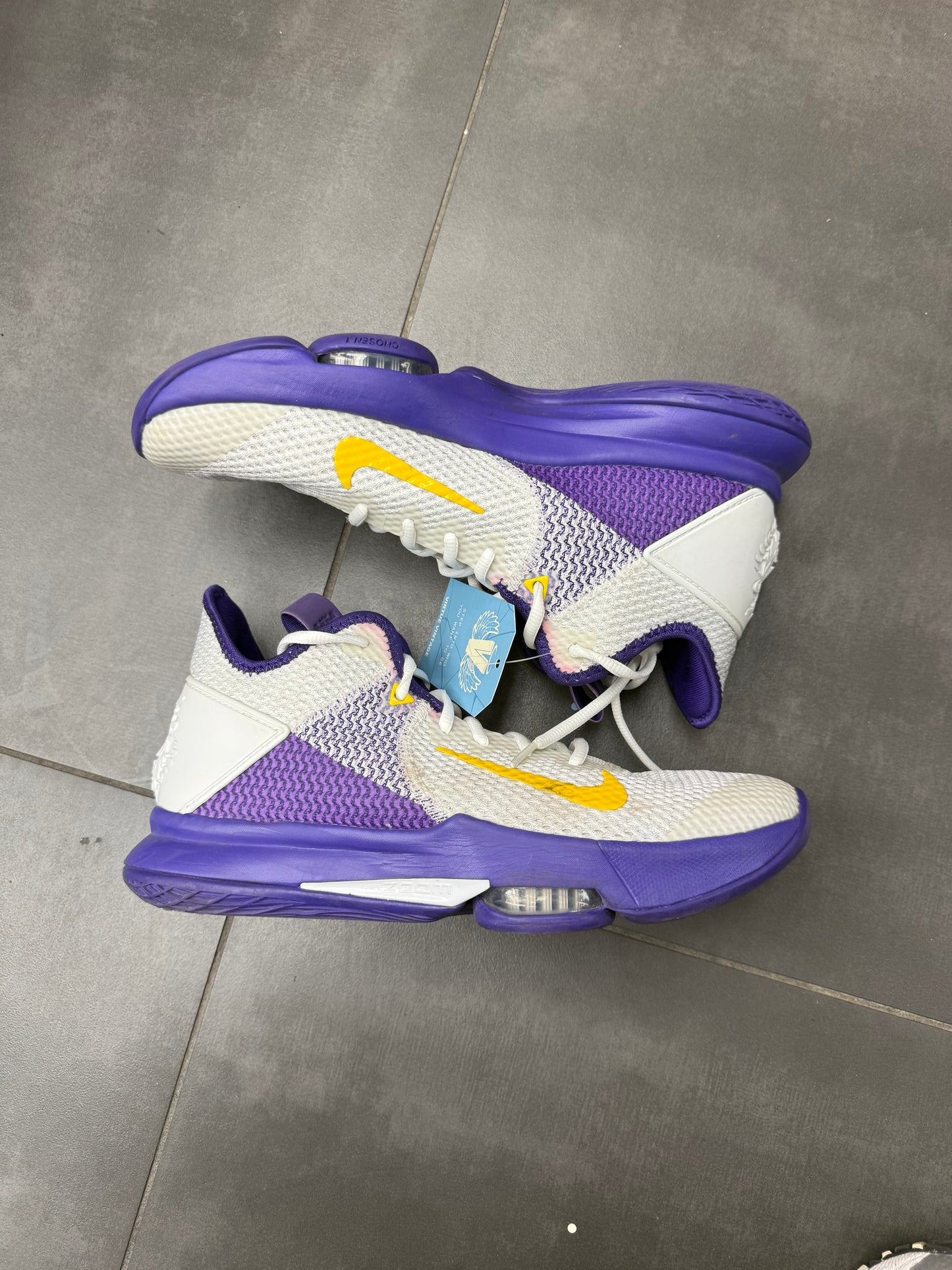 Nike Lebron Witness 4 "Lakers" (PREOWNED)