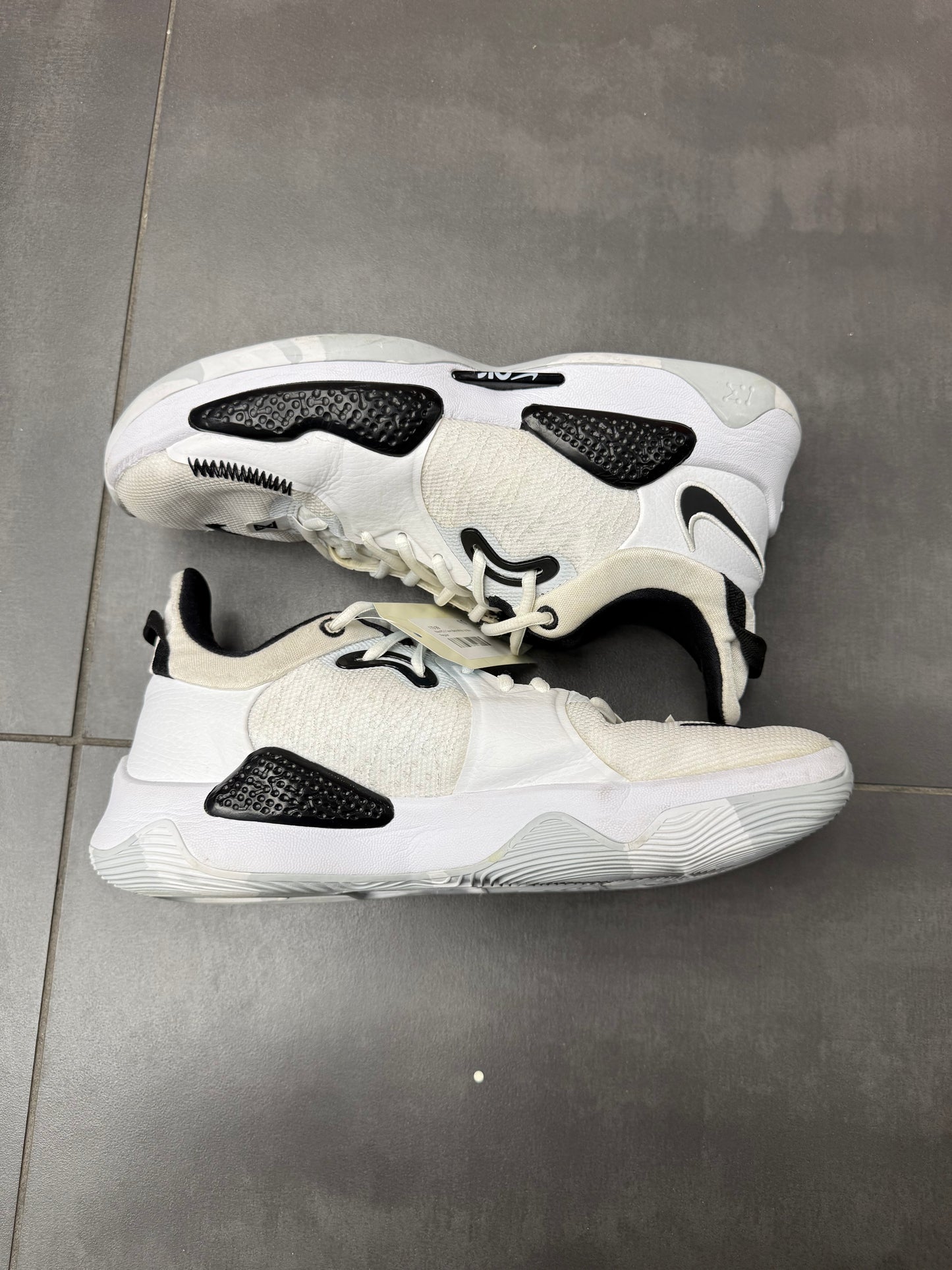 Nike PG5 TB "White Black" (PREOWNED)