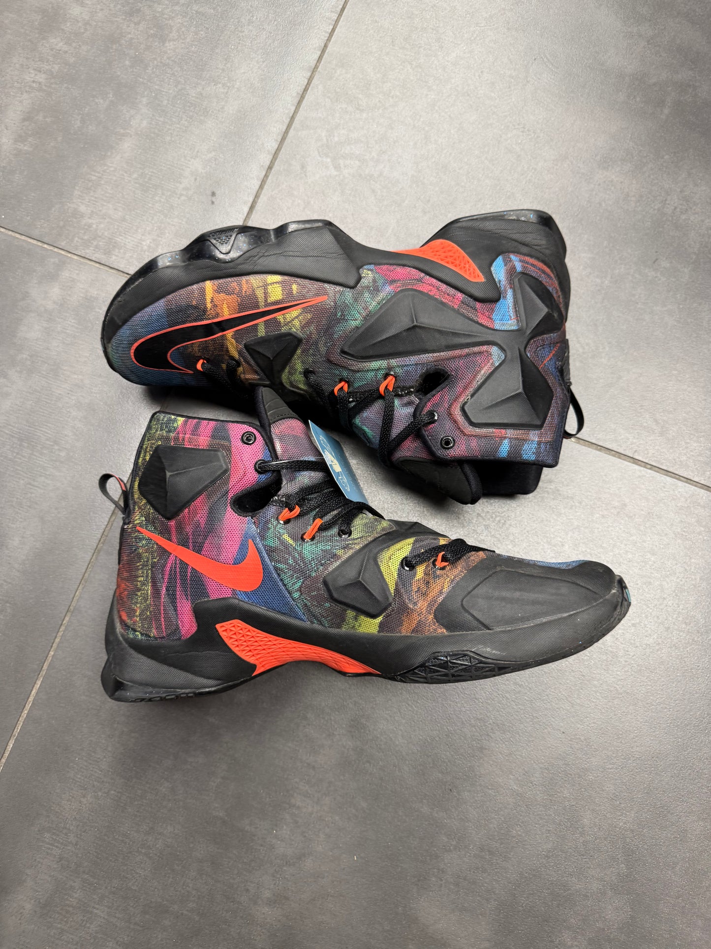 Nike Lebron 13 "Akronite" (PREOWNED)