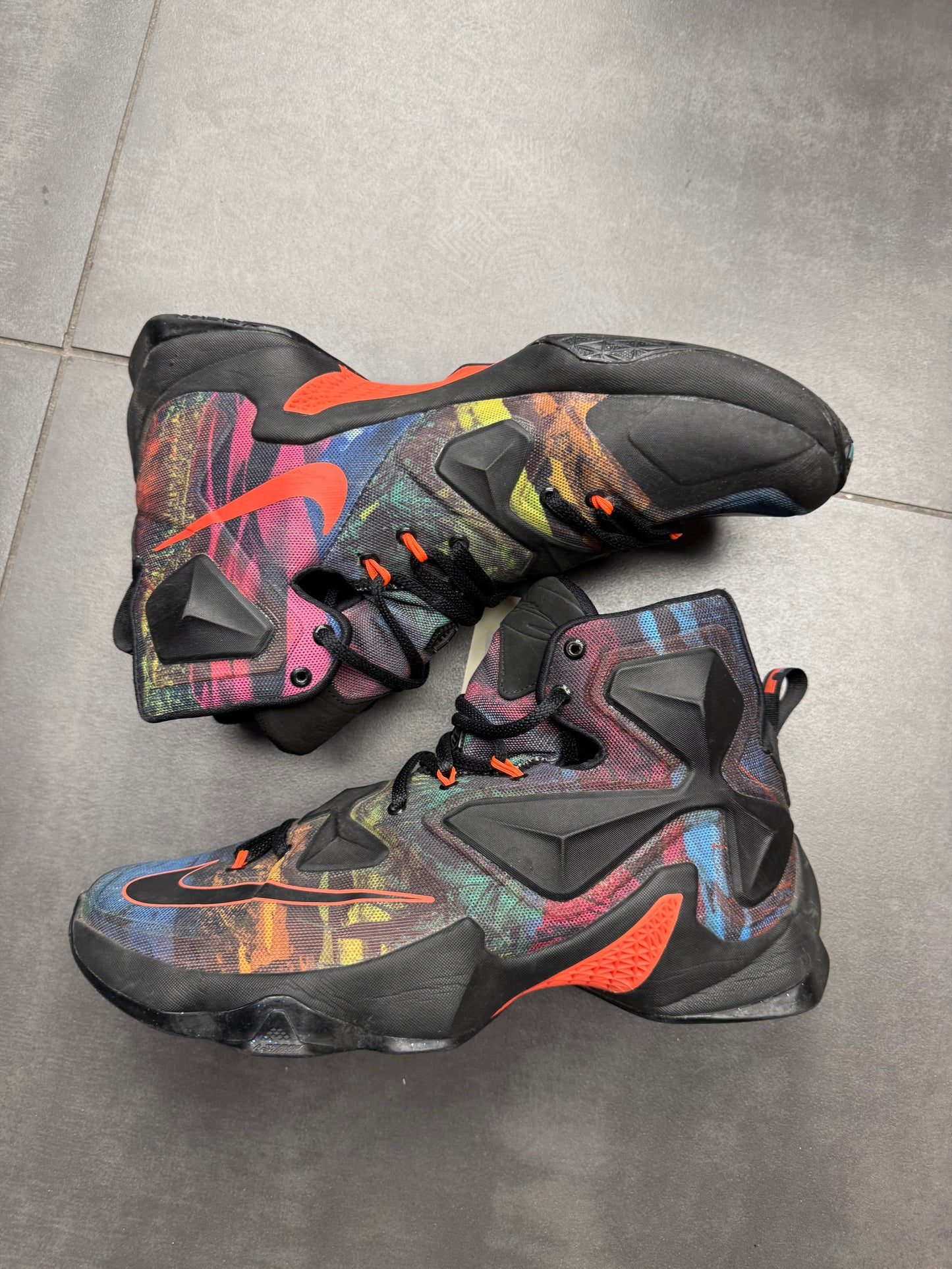 Nike Lebron 13 "Akronite" (PREOWNED)