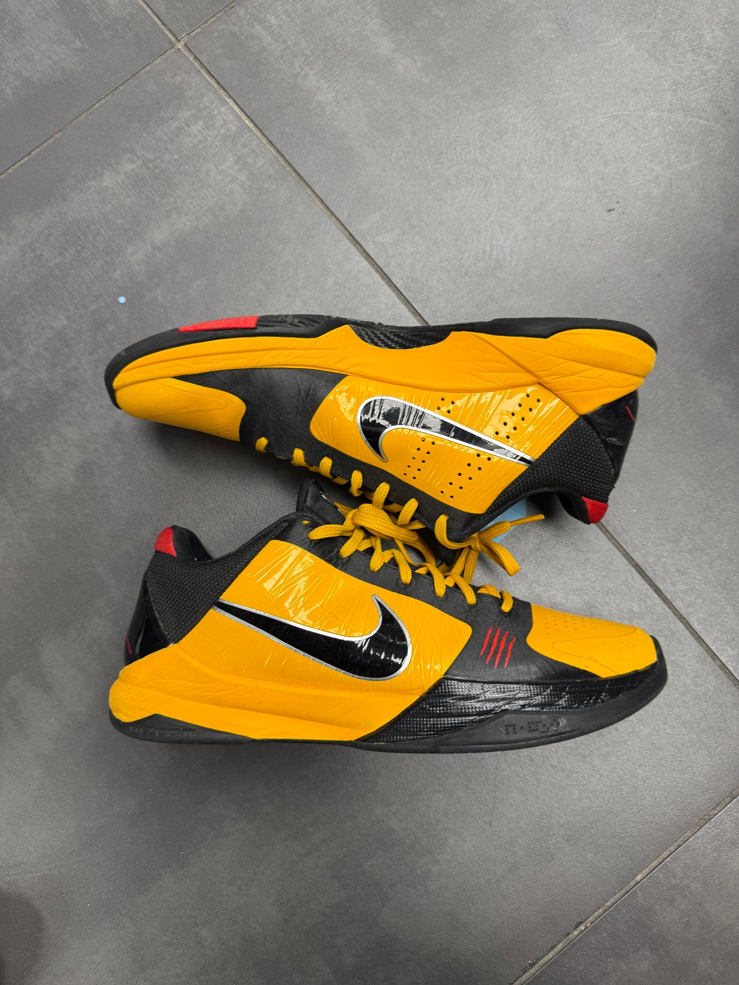 Nike Kobe 5 Protro "Bruce Lee" (PREOWNED)